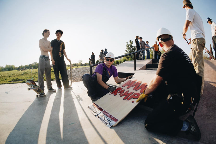 Skaters hanging out at a skatepark session
